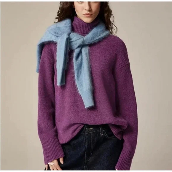 J.Crew Turtleneck Sweater in Supersoft Yarn Size Medium - Picture 1 of 6